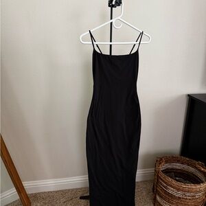 SKIMS Elegant Black Strapless Dress